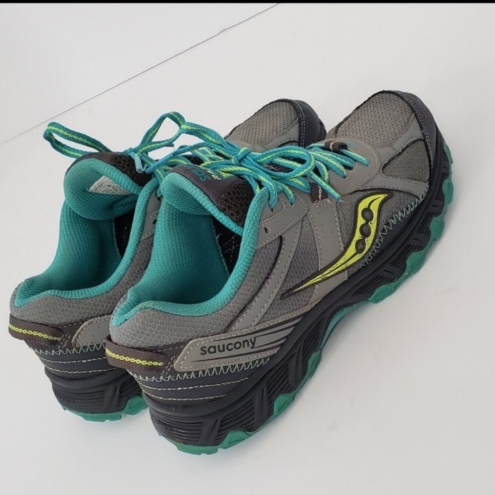 saucony raptor hiking shoes 6.5